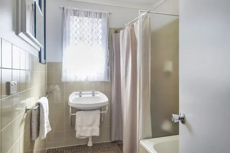 Sixth view of Homely house listing, 20 Figtree Crescent, Huntfield Heights SA 5163