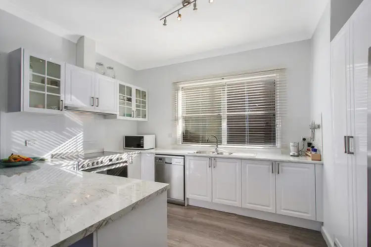 Fourth view of Homely house listing, 566 Roach Street, Lavington NSW 2641