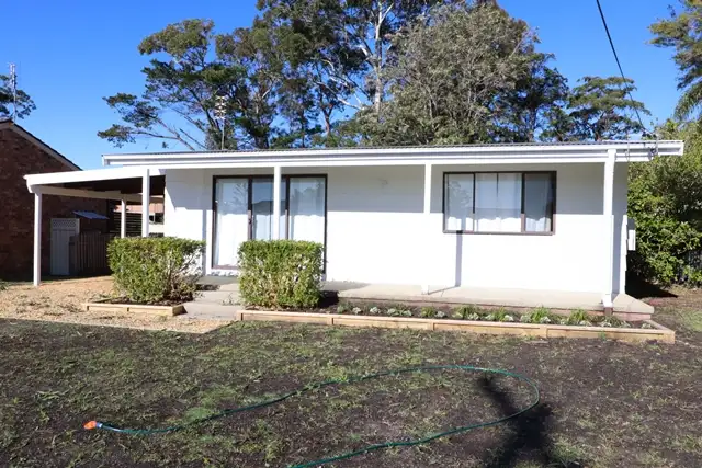 4 CORANG AVENUE, Sussex Inlet NSW 2540