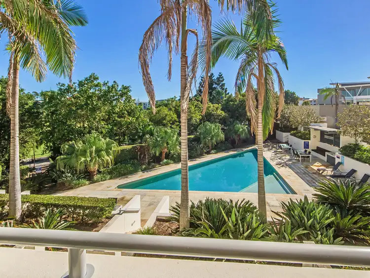 48/15-19 Lake Street, Varsity Lakes QLD 4227