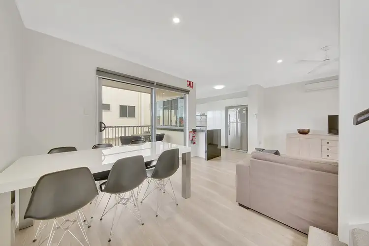 Sixth view of Homely unit listing, 13/7 VIEW STREET, West Gladstone QLD 4680