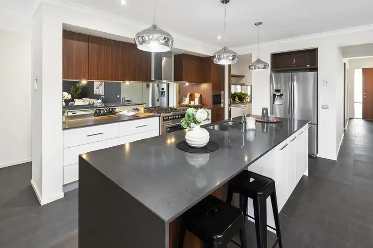 Fourth view of Homely house listing, 7 Reflections Boulevard, Tarneit VIC 3029
