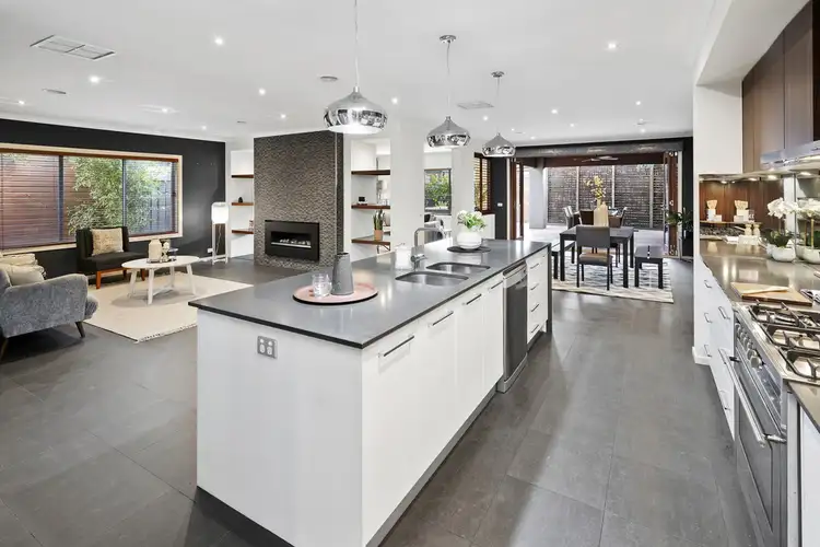 Sixth view of Homely house listing, 7 Reflections Boulevard, Tarneit VIC 3029