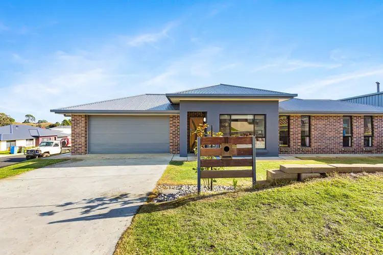 11 Telopea Court, Worrolong SA 5291