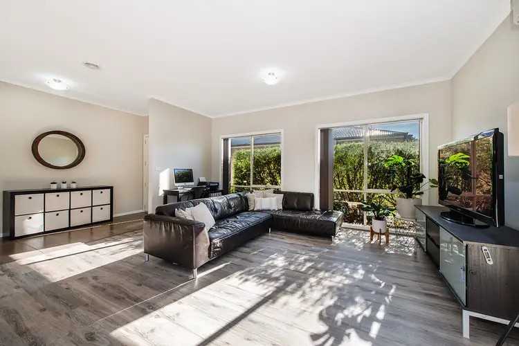 Second view of Homely villa listing, 10 Irish Court, Bonbeach VIC 3196