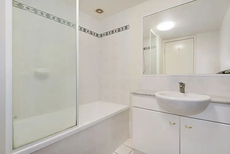 Seventh view of Homely apartment listing, 8/55 HARRIES ROAD, Coorparoo QLD 4151