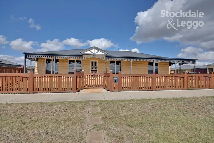 Second view of Homely house listing, 4 Ashleigh Place, Traralgon VIC 3844