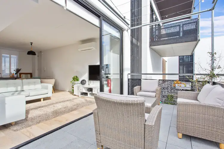 4/17 Amherst Street, Fremantle WA 6160
