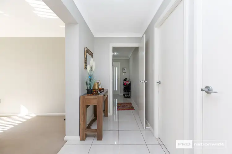 Third view of Homely house listing, 6a Rosehill Place, Tamworth NSW 2340