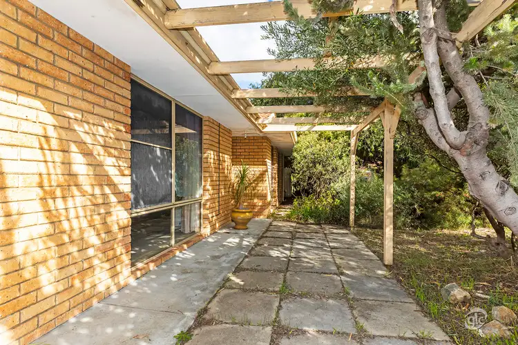 17 Gwenneth Terrace, South Lake WA 6164
