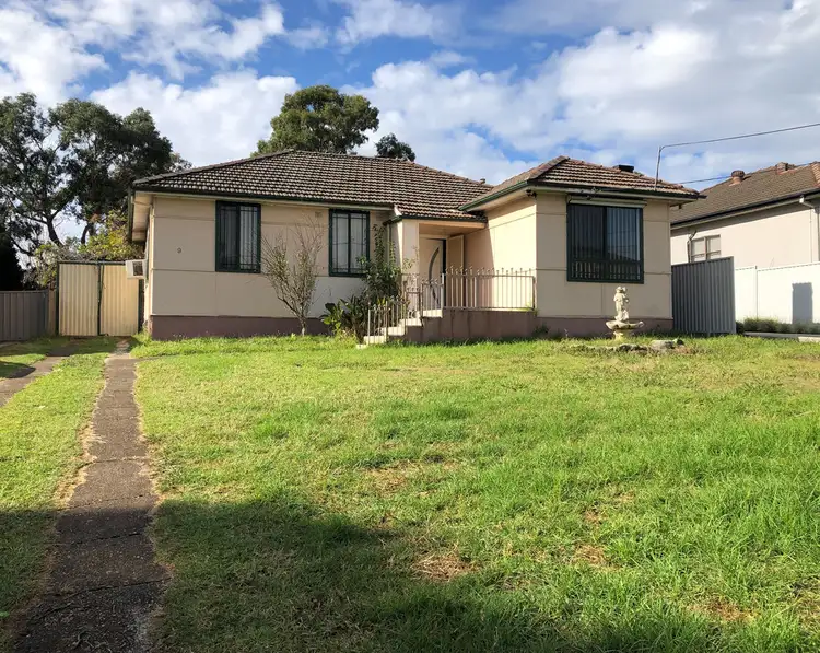 9 Saurine Street, Bankstown NSW 2200