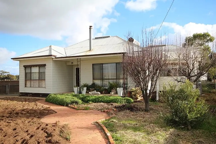 26 Lloyd Street, Murtoa VIC 3390