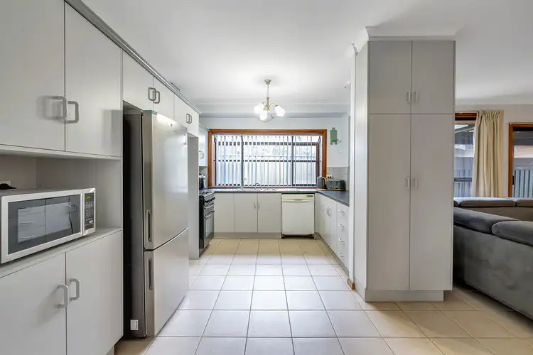 Fifth view of Homely house listing, 5a Lefkas Court, Seaton SA 5023
