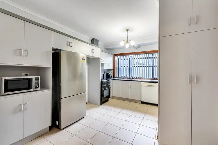 Sixth view of Homely house listing, 5a Lefkas Court, Seaton SA 5023