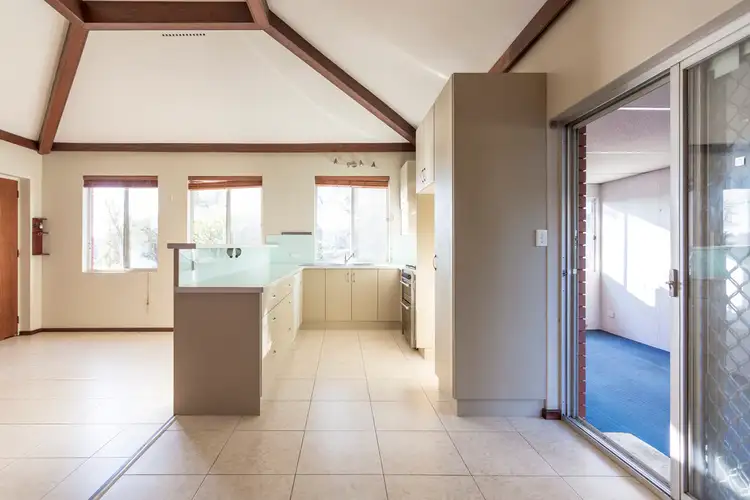 Seventh view of Homely house listing, 2 Ochiltree Way, Kardinya WA 6163