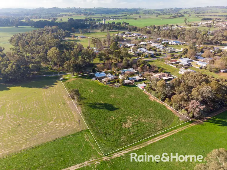 2-4 Tywong Street, Ladysmith NSW 2652
