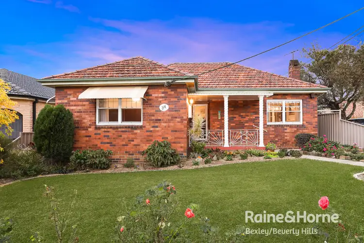 34 Fairview Avenue, Roselands NSW 2196