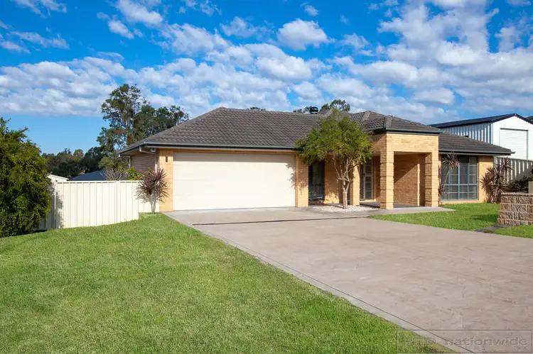 43 Stanton Drive, Raworth NSW 2321