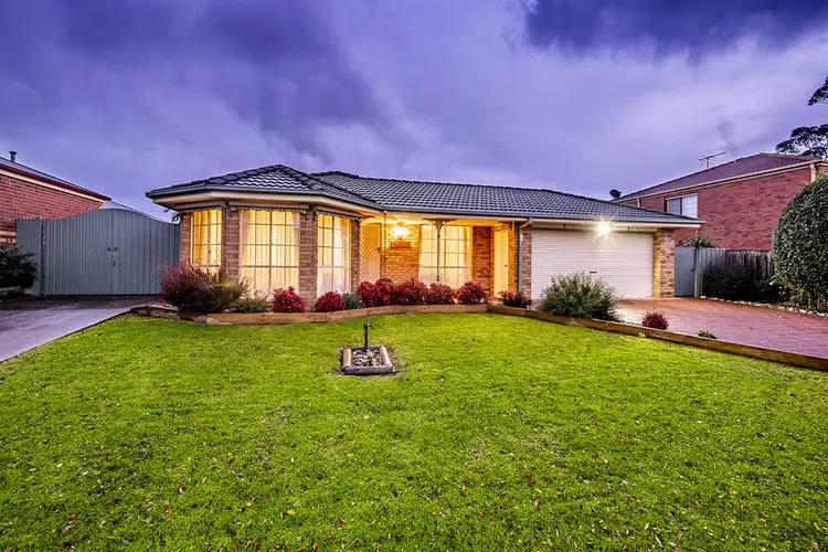 24 Jagger Circuit, Cranbourne East VIC 3977
