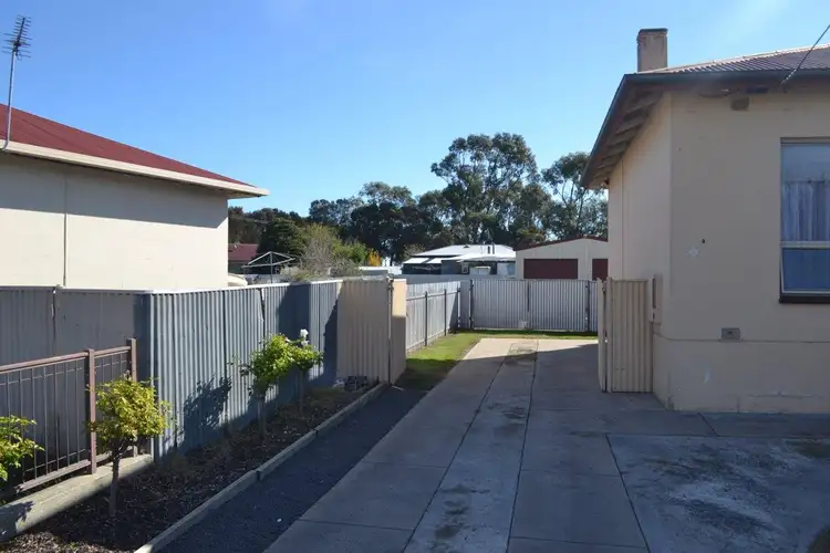 Third view of Homely semi-detached listing, 4 Dodge Street, Millicent SA 5280