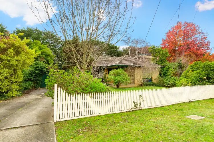 10 Woodworth Street, New Gisborne VIC 3438