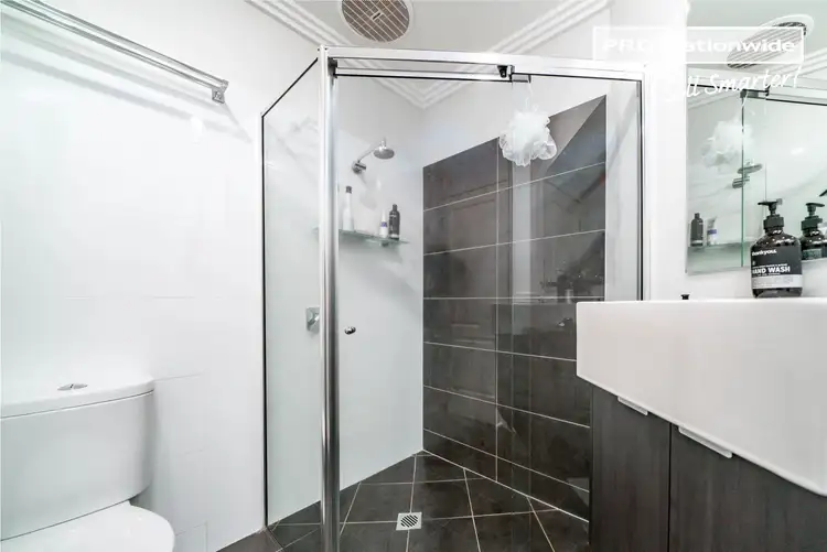 Seventh view of Homely unit listing, 2/94 Brooklyn Drive, Bourkelands NSW 2650