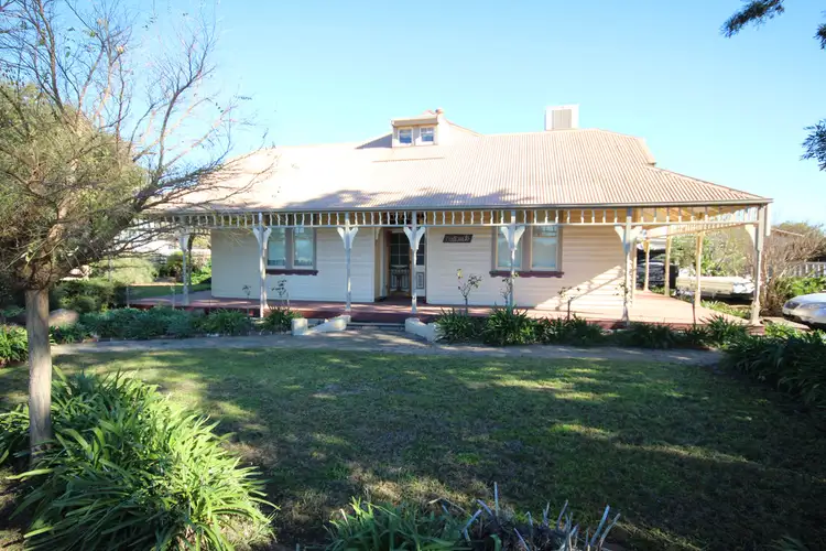 13 Kalkee Road, Horsham VIC 3400