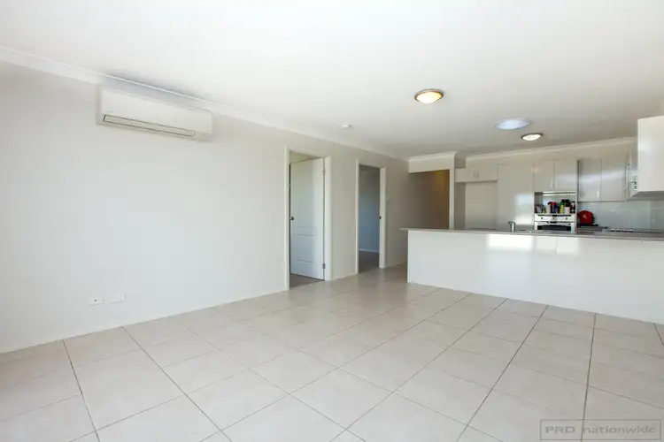 Fourth view of Homely house listing, 2/31 Broomfield Crescent, Singleton NSW 2330