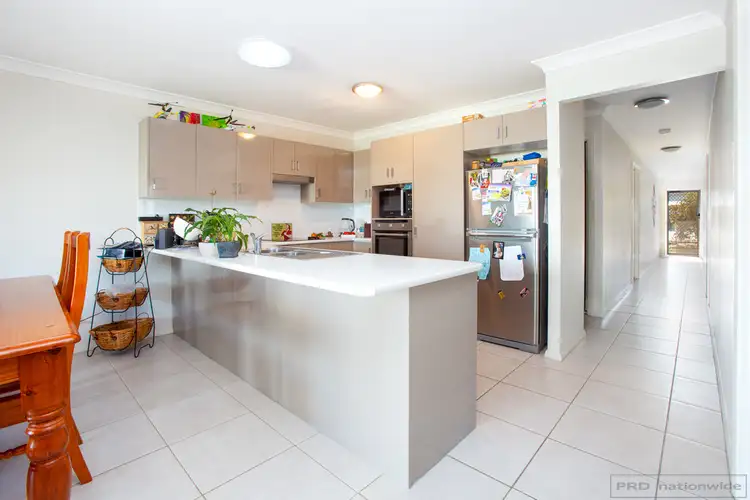 Fifth view of Homely house listing, 1/31 Broomfield Crescent, Singleton NSW 2330