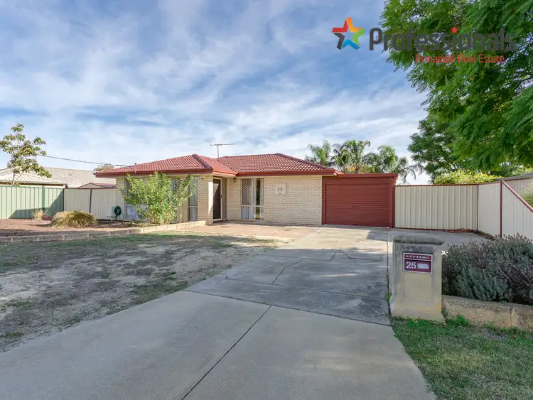 Second view of Homely house listing, 25 Durnsford Way, Camillo WA 6111