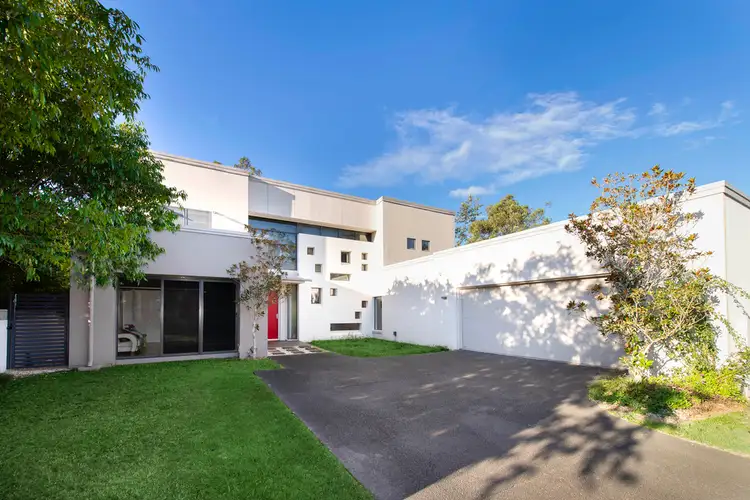 55 Ngeringa Crescent