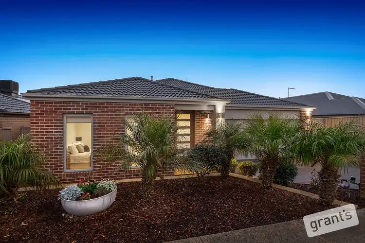 12 Quirk Road, Pakenham VIC 3810
