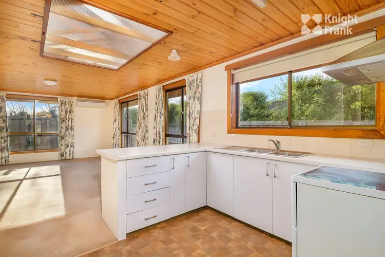 2/15 Acacia street, Huonville TAS 7109