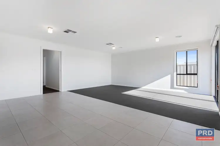 Fifth view of Homely house listing, 3/8 Julian Court, Epsom VIC 3551