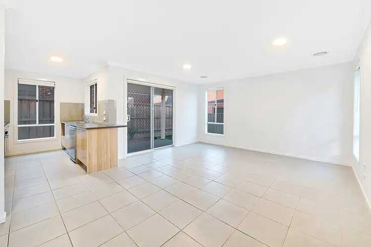 Fifth view of Homely house listing, 19 Mossey Crescent, Cranbourne East VIC 3977