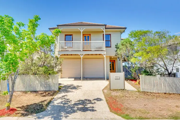 4 Cascades Street, Springfield Lakes QLD 4300