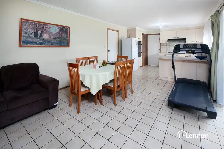Fourth view of Homely house listing, 1 Marjoram Close, Hallam VIC 3803