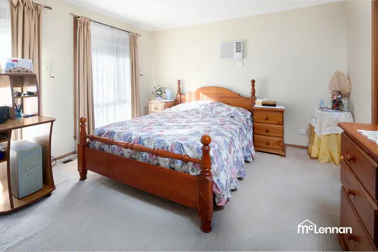 Fifth view of Homely house listing, 1 Marjoram Close, Hallam VIC 3803