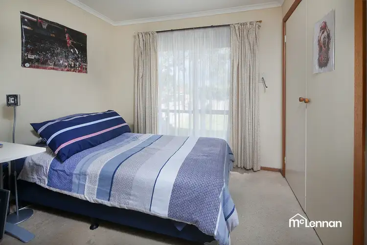 Sixth view of Homely house listing, 1 Marjoram Close, Hallam VIC 3803