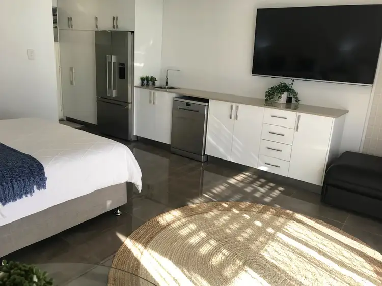 121/6 Beach Road, Dolphin Heads QLD 4740