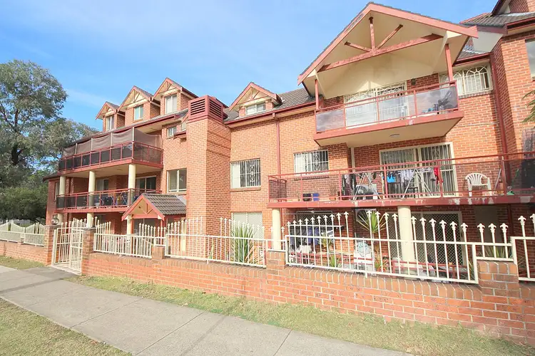 Main view of Homely unit listing, 18/76 Meredith Street, Bankstown NSW 2200
