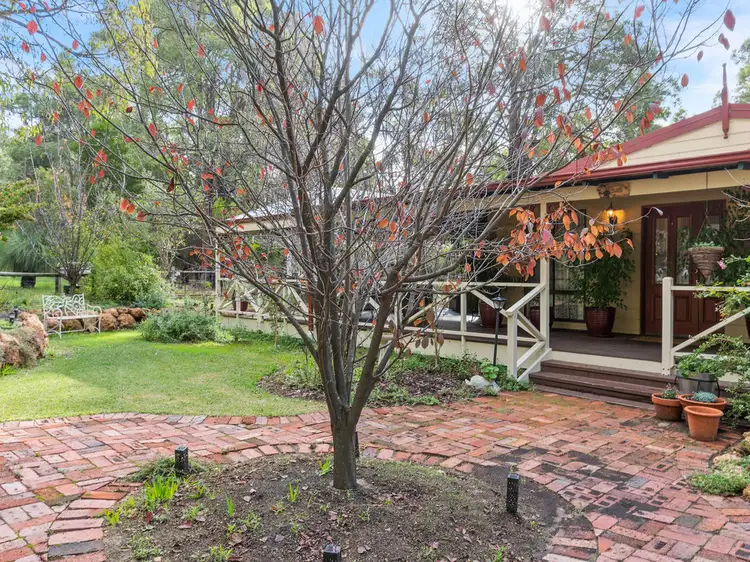 1645 Stoneville Road, Mundaring WA 6073