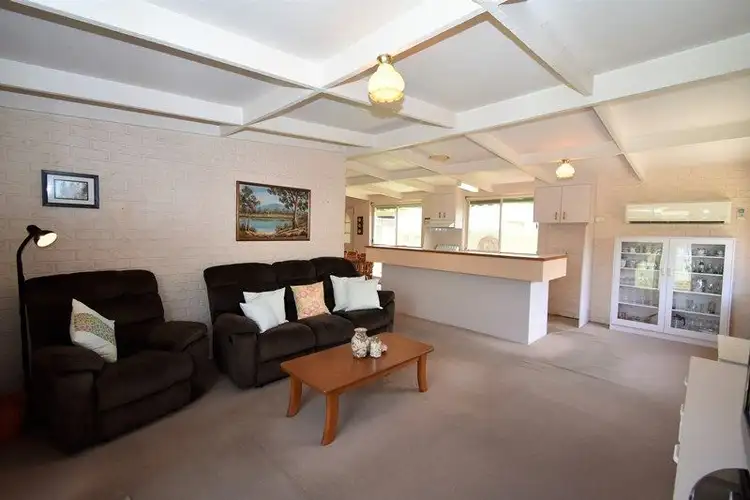 Third view of Homely house listing, 3/6 Railway Street, Wodonga VIC 3690