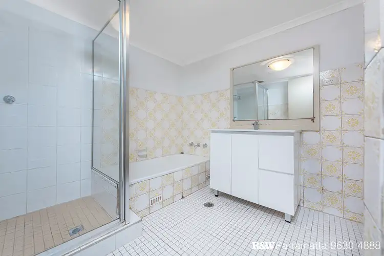 Sixth view of Homely apartment listing, 4/18-20 Great Western Highway, Parramatta NSW 2150