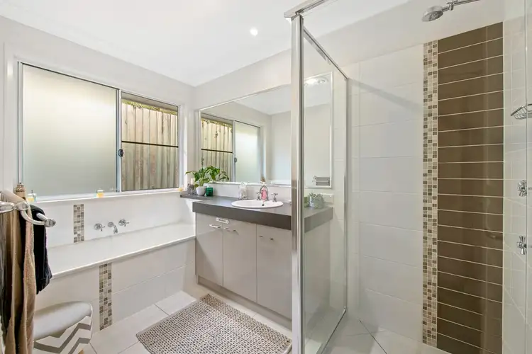 Sixth view of Homely unit listing, 2/418 Hume St, Centenary Heights QLD 4350