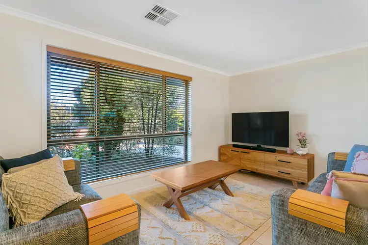 Second view of Homely house listing, 6 Dylan Court, Woodcroft SA 5162