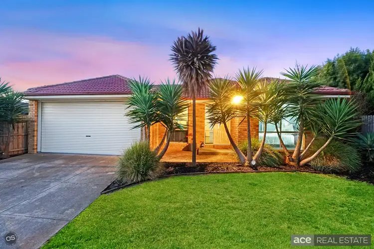 54 Golden Square Crescent, Hoppers Crossing VIC 3029