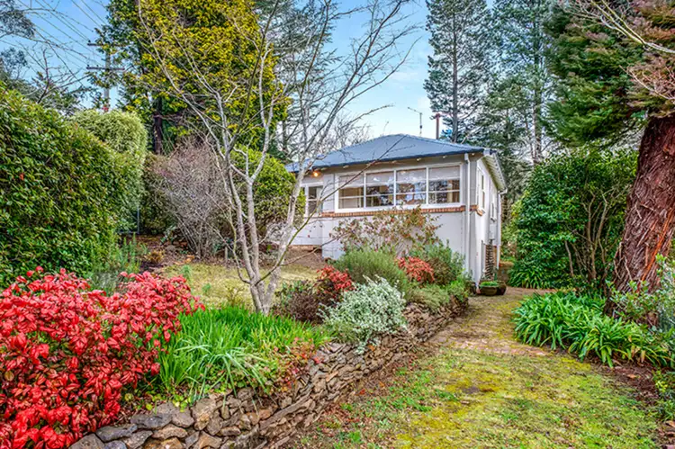 16 Norwood Street, Leura NSW 2780