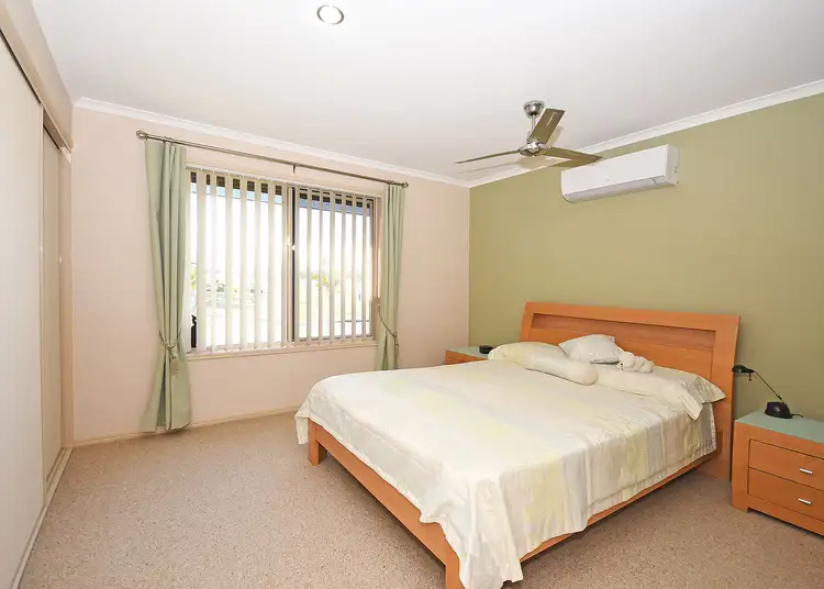 Fifth view of Homely house listing, 2 Bronton Way, Point Vernon QLD 4655