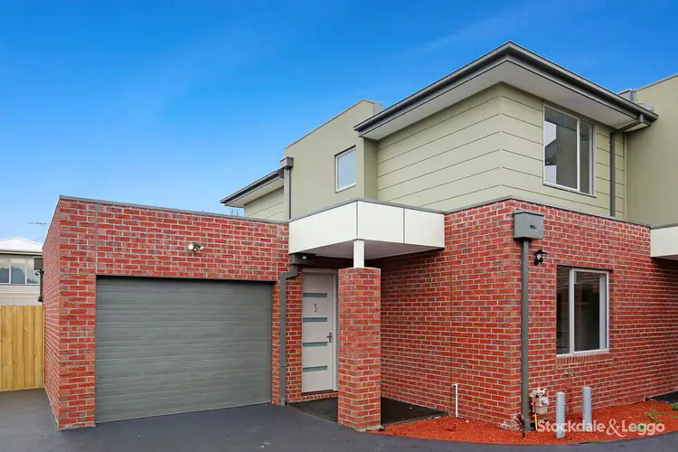 3/103-105 St Vigeons Road, Reservoir VIC 3073